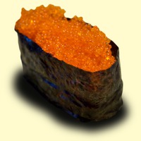 Fotografie eines Tobiko-nigiri Fotografie eines Tobiko-nigiri